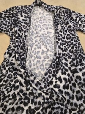 Heartsoul Plus Gray White Leopard Open Front Lightweight Cardigan Sweater 1X 💵